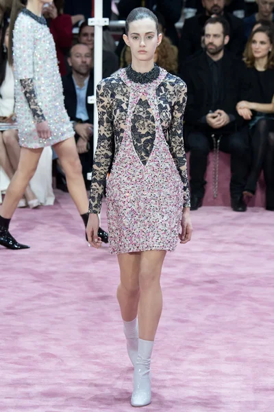 Look 26